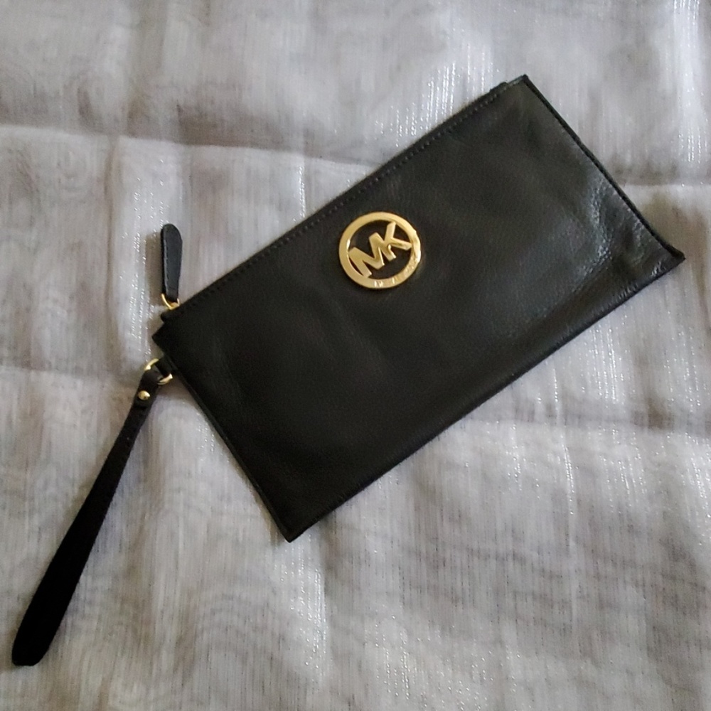 ⚡⚡Micheal Kors Clutch Bag(Make Me A Offer)